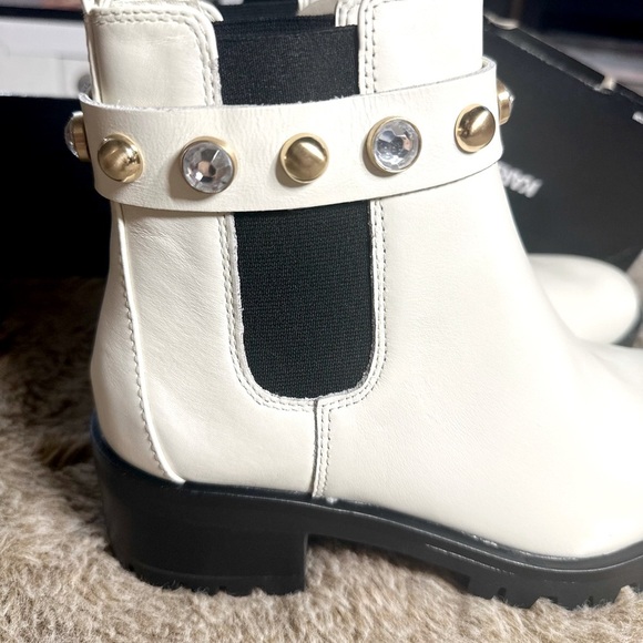 Karl Lagerfeld Paris Boots - Picture 6 of 13